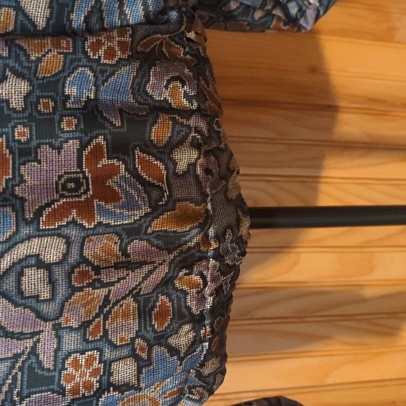 Ann Taylor Floral Tapestry Print Blouse Top Elastic Hem Cuff Long Sleeves Large - Picture 7 of 11